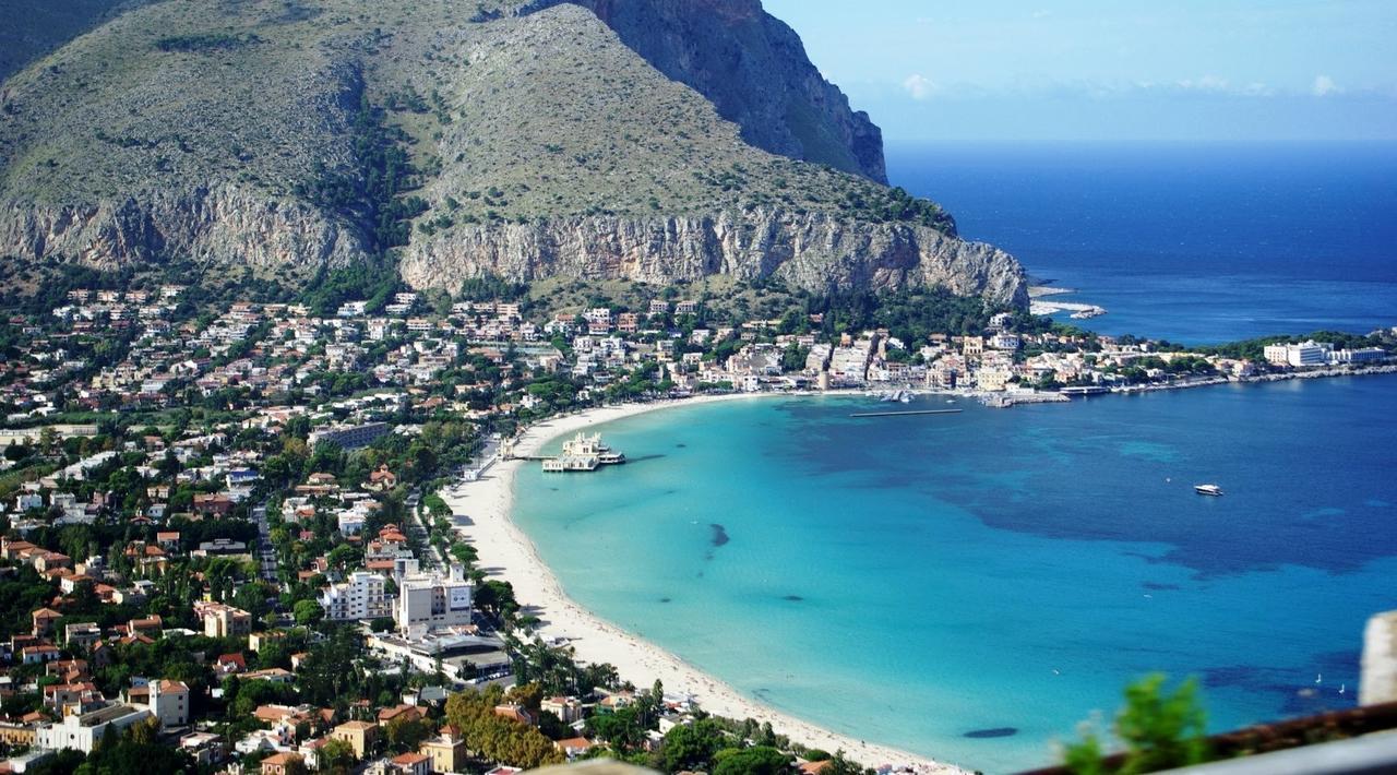 Mondello Suites Feels Like Home Экстерьер фото