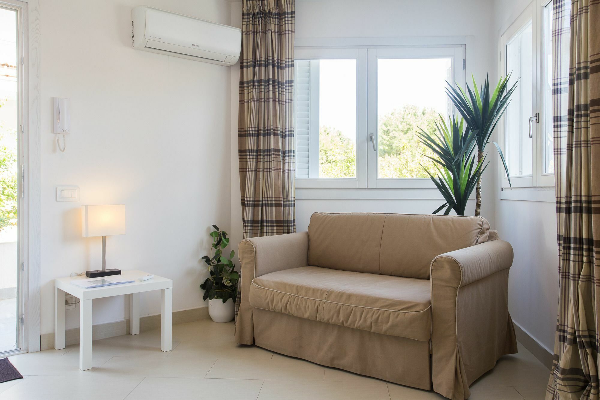 Mondello Suites Feels Like Home Экстерьер фото